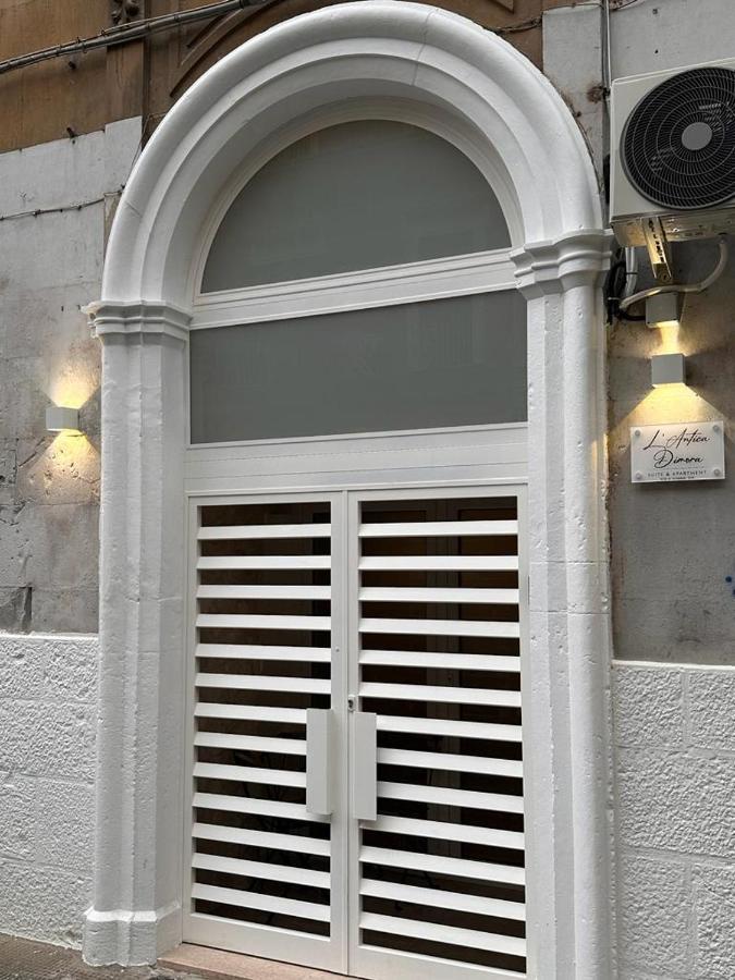 L'Antica Dimora In Centro Vila Bari Exterior foto