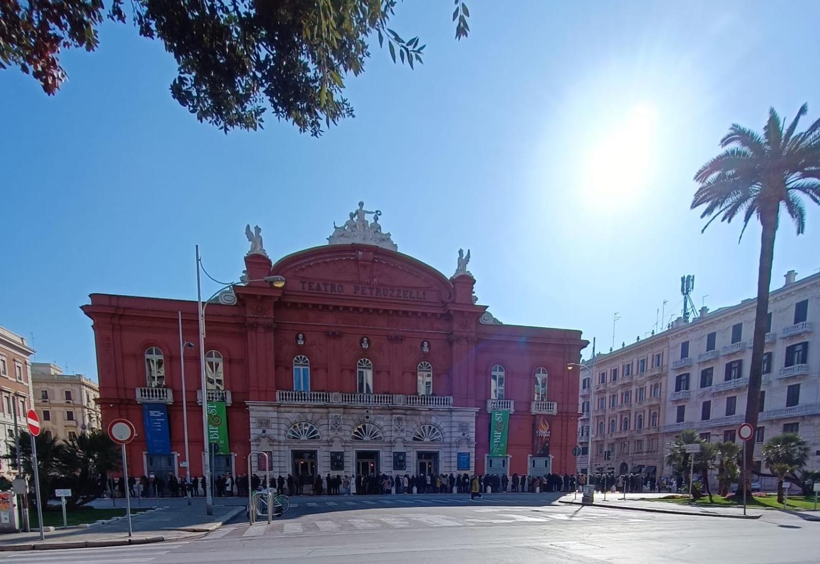 L'Antica Dimora In Centro Vila Bari Exterior foto